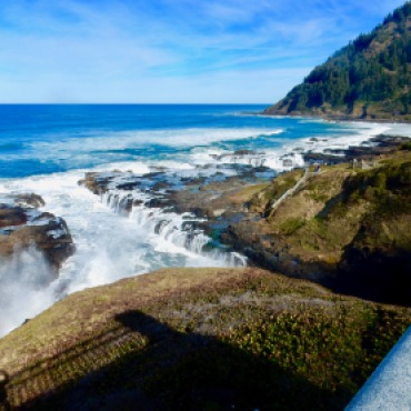 Spouting Horn and Thors Well Scenic Area, Oregon